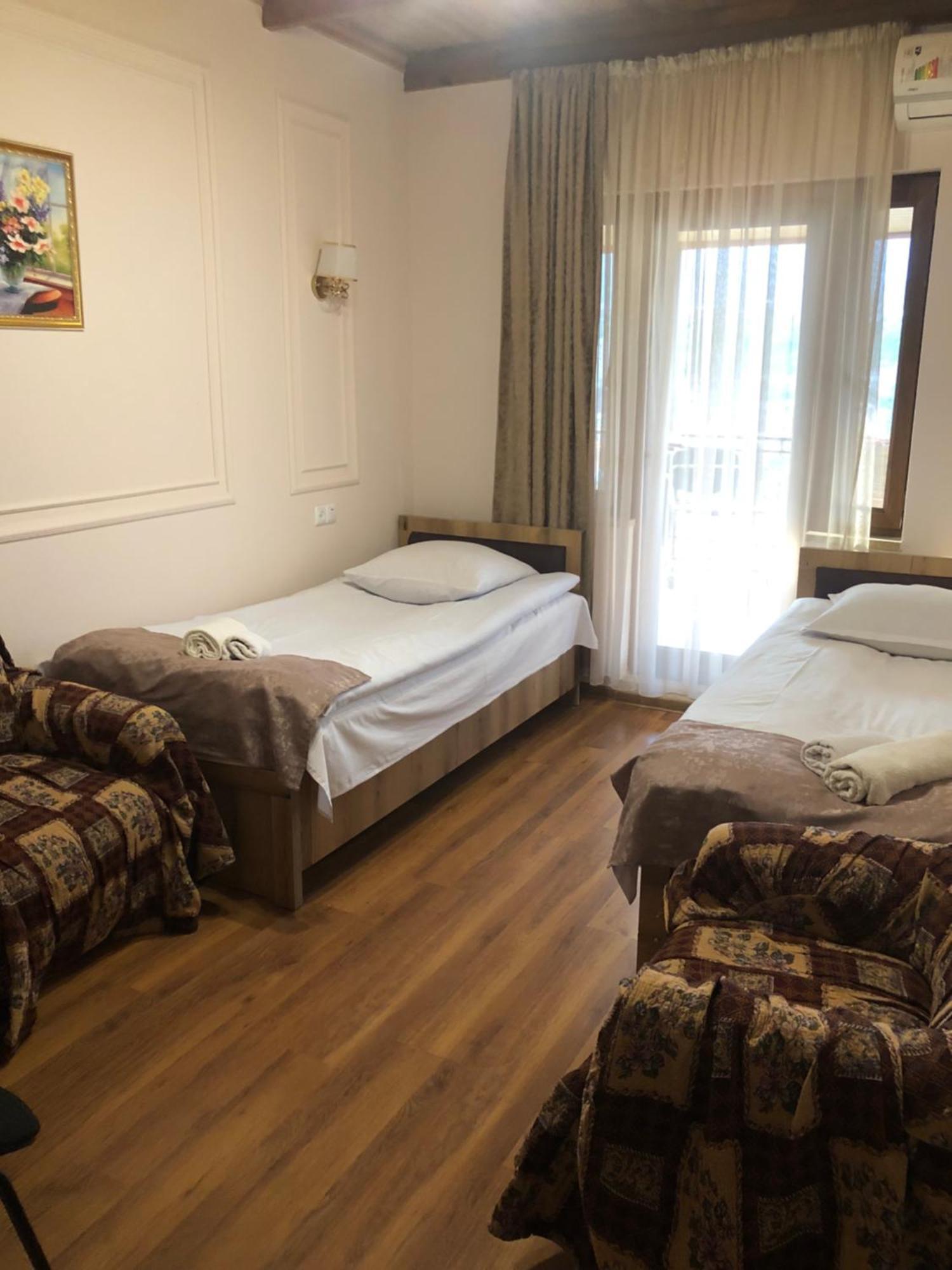 Guest House Anahit Ijevan Exterior foto