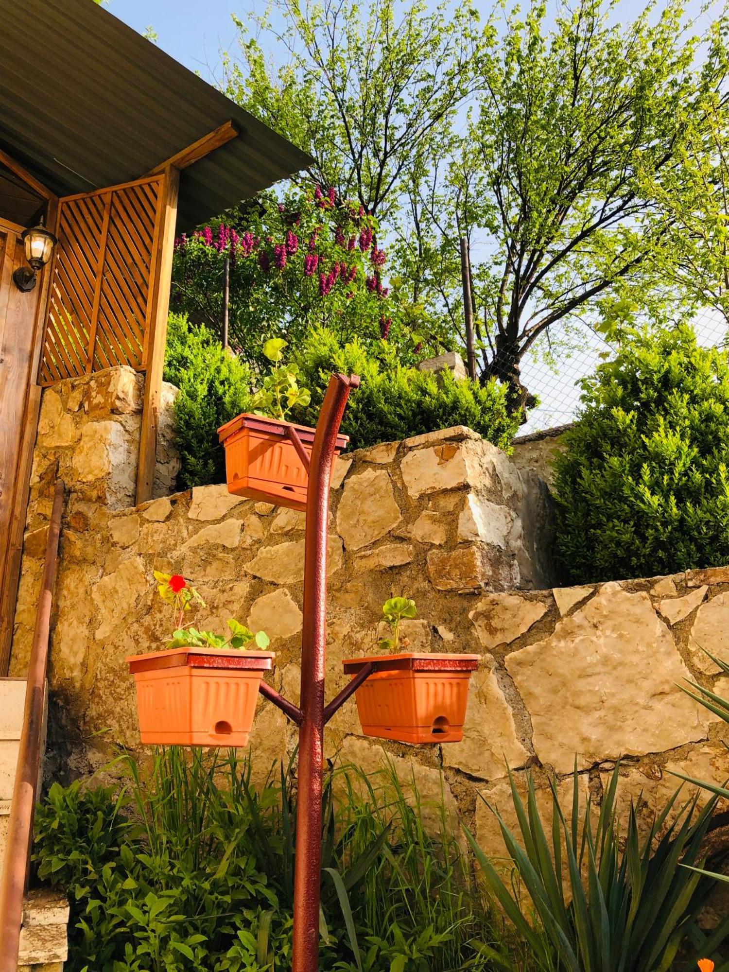 Guest House Anahit Ijevan Exterior foto